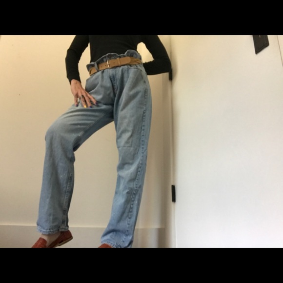 Old Navy Boyfriend Blue Jeans Naturally Distressed - Picture 8 of 16